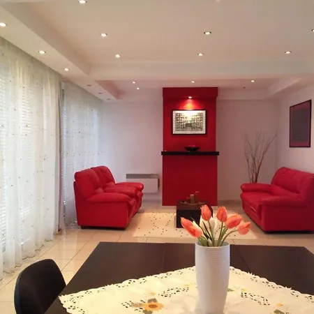 Privacy And Quiet In A 150 M2 With Just 2 And A 700 M2 Yard Ubytování v soukromí Năvodari