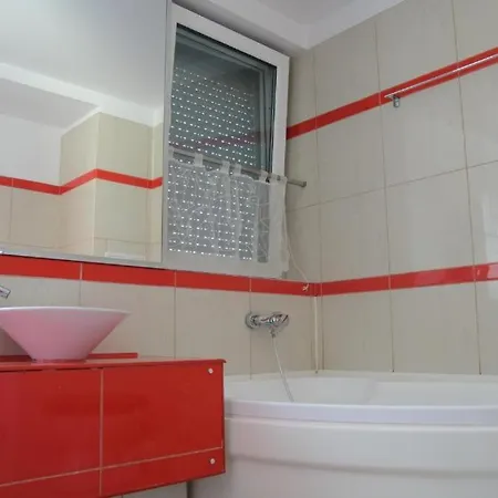 Privacy And Quiet In A 150 M2 With Just 2 And A 700 M2 Yard