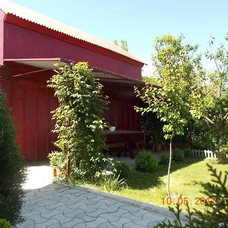 Privacy And Quiet In A 150 M2 With Just 2 And A 700 M2 Yard * Năvodari