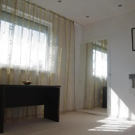 Privacy And Quiet In A 150 M2 With Just 2 And A 700 M2 Yard *